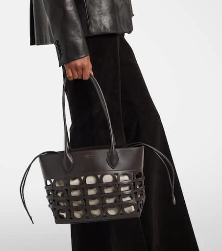 Salvatore Ferragamo Cut-out leather tote bag 6