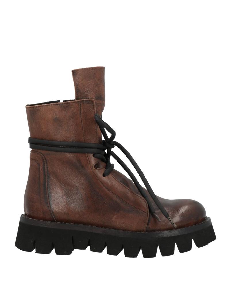 1725.A Ankle boot