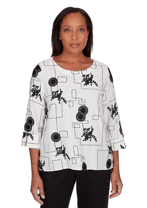 Alfred Dunner Dunner Petite Opposites Attract Geometric Top 1