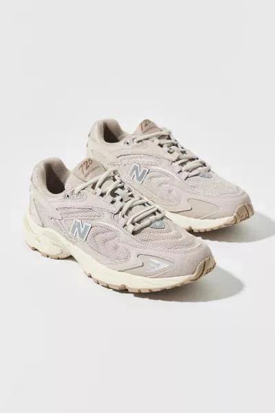 New Balance New Balance Women's 725v1 Sneaker 1