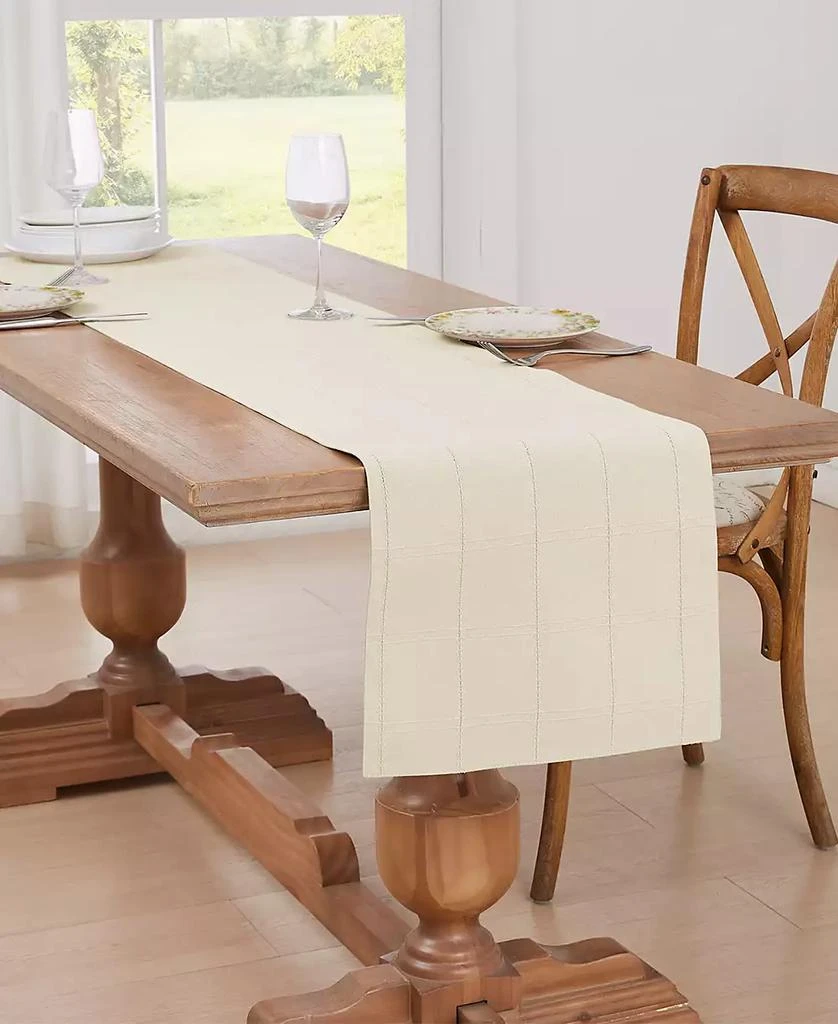 IZOD Chadwick Oblong Tablecloth 3