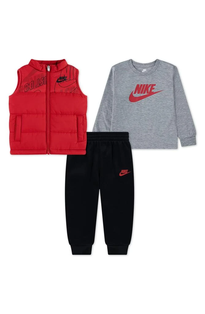 NIKE Kids
 Colorblock Puffer Vest, Logo T-Shirt 
Fleece Joggers Set
