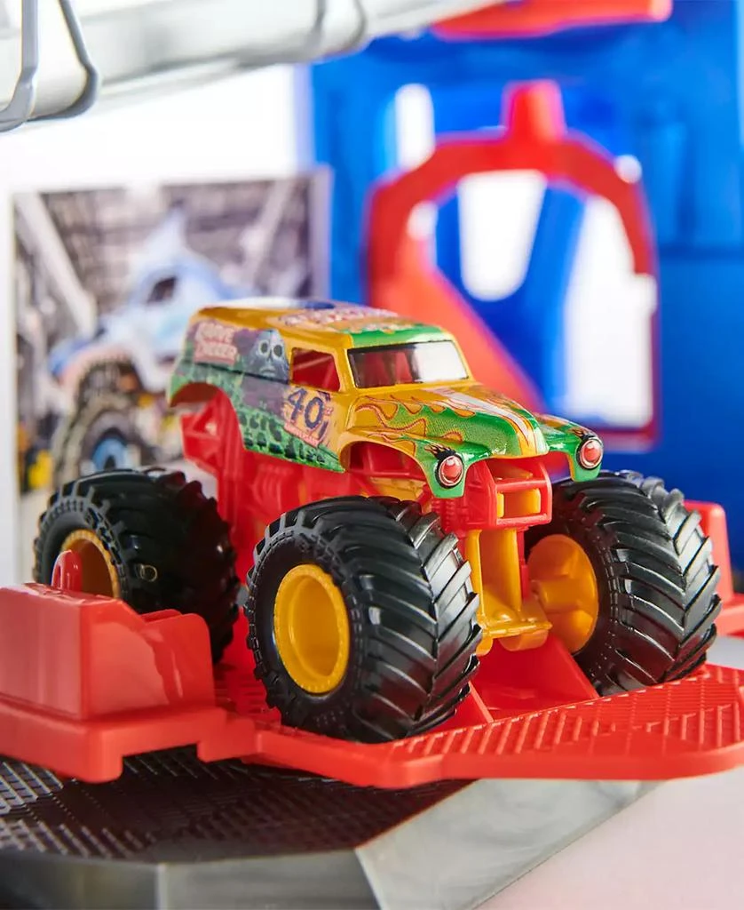 Monster Jam Garage Playset & Storage 6