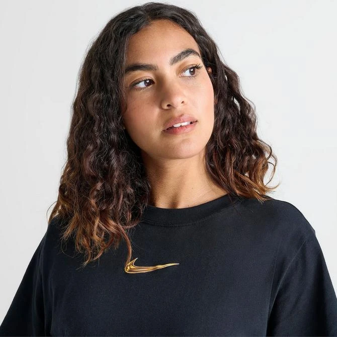 NIKE Women's Nike Charm Short-Sleeve Graphic T-Shirt 6