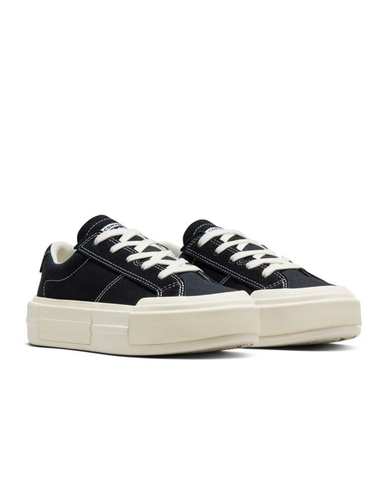 Converse Converse Chuck Taylor All Star Cruise Ox trainers in black 2