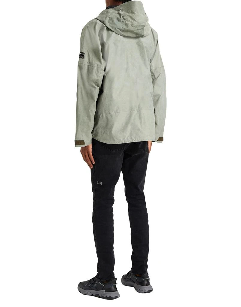 Holden Jacket 3