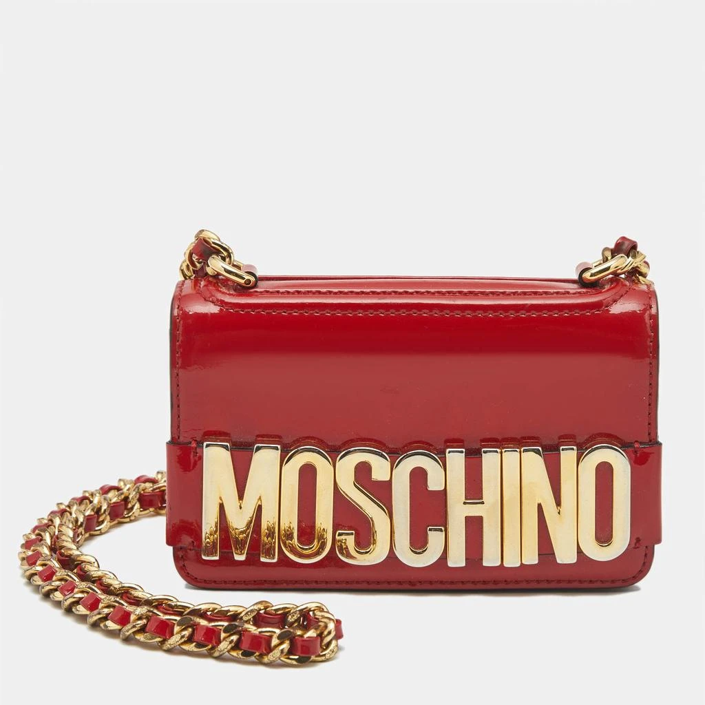 Shop Moschino Red Patent Leather Mini Logo Shoulder Bag on  display picture 3