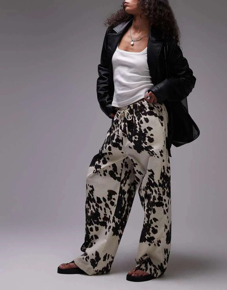 Topshop Topshop linen balloon trouser in cow print 1