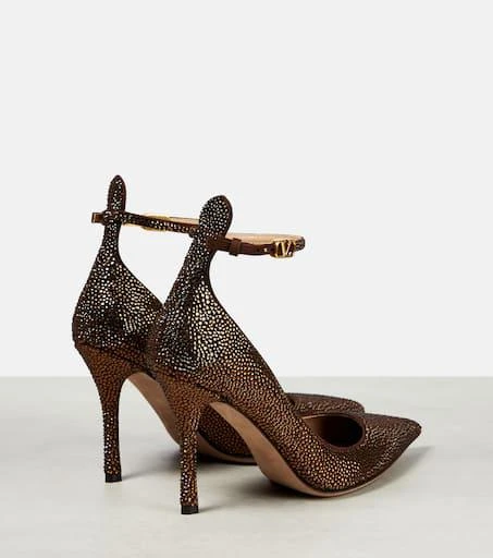 Valentino Tan-Go embellished leather pumps 3
