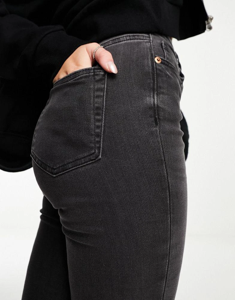 Monki Monki Oki skinny jeans in washed black 3