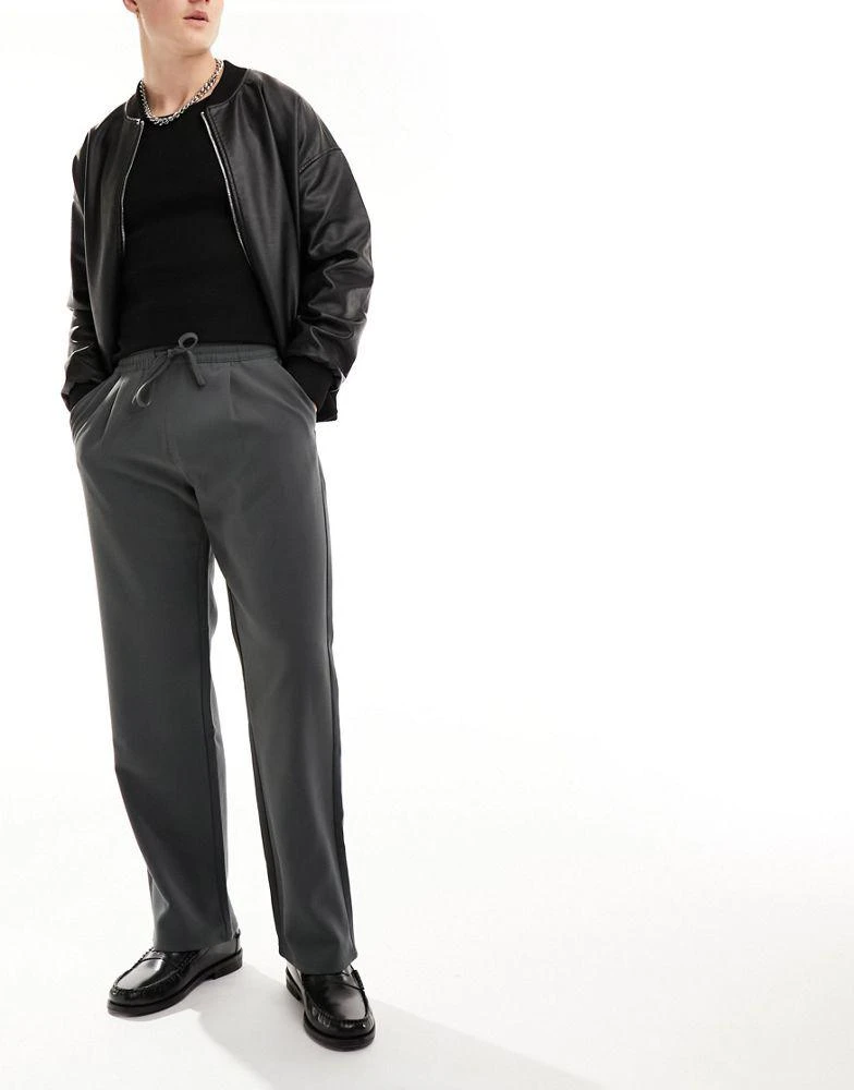 Bershka Bershka wide leg tailored trouser in grey 1