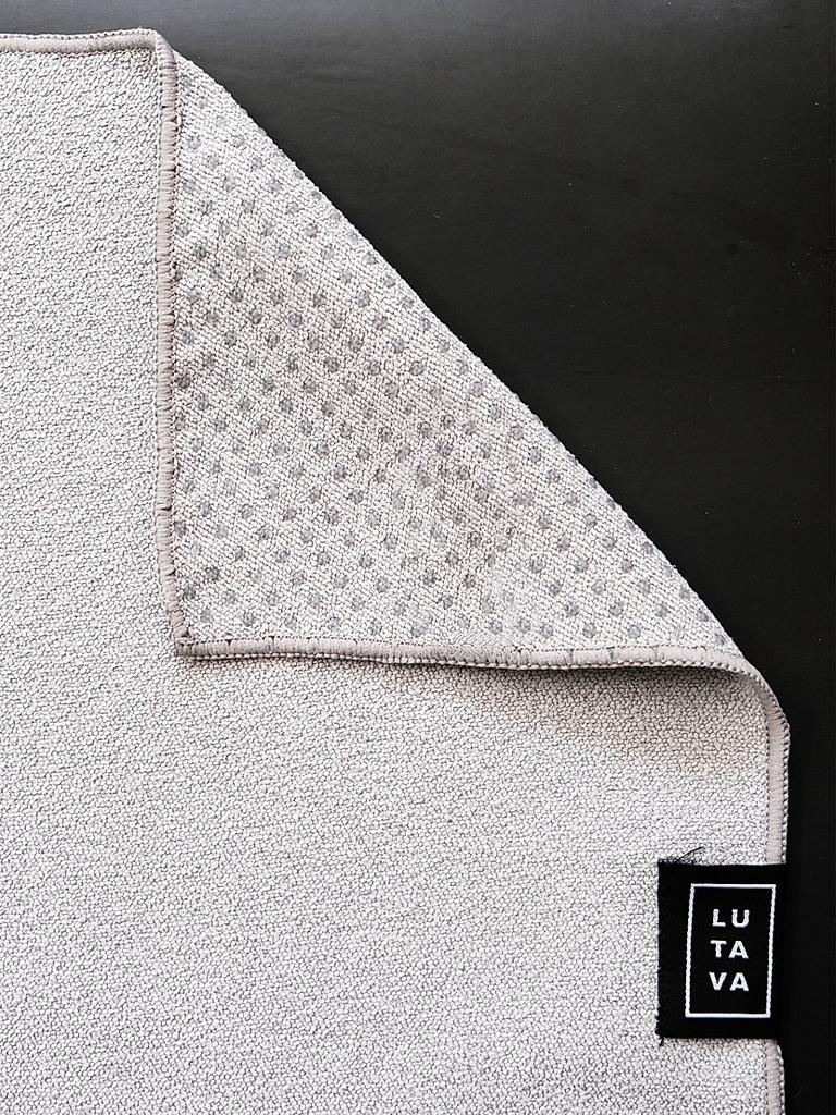 Lutava The Mat Towel - Antimicrobial Fitness Towel With Silicone Dots
