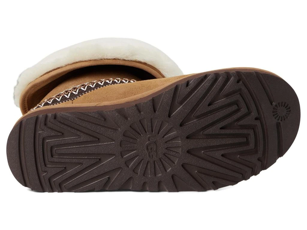 UGG Classic Short Cresent 3
