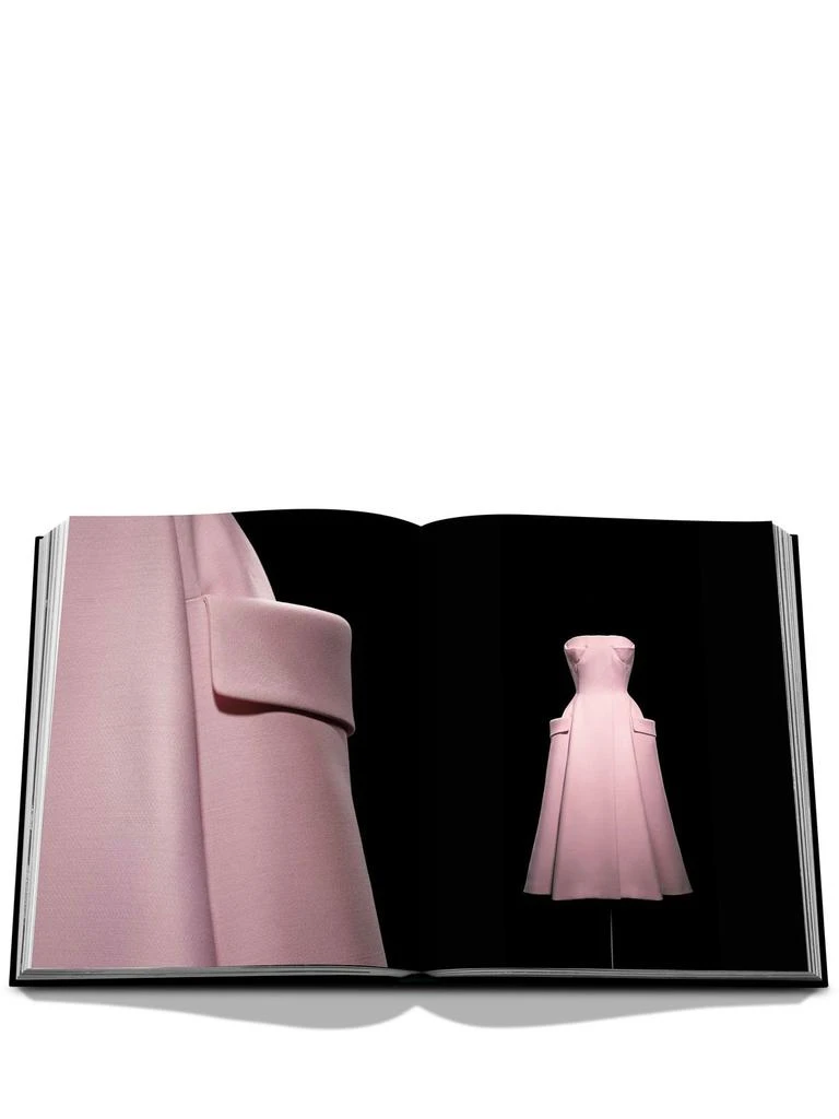 Assouline Dior By Raf Simons, 2012-2015 3
