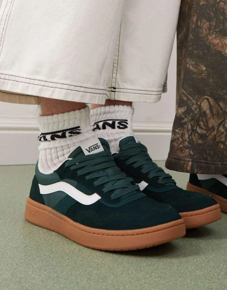 Vans Vans Cruze 3.0 suede trainers in dark green with gum sole 3