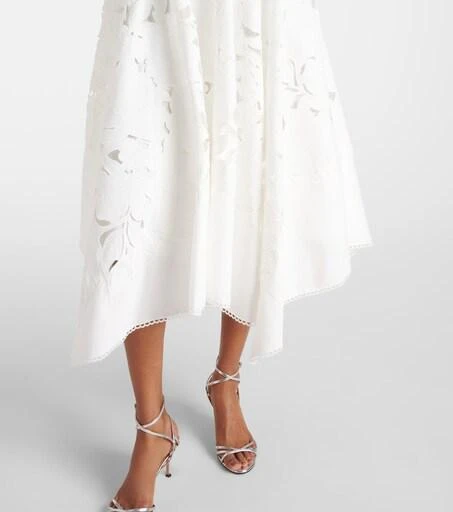 Shop Arianne floral lace midi dress on Sale at BeyondStyle  Get 32% Off  Arianne floral lace midi dress with Limited-Time Flash Deals, Exclusive  Discounts, and Special Offers. Enjoy Unbeatable Savings on
