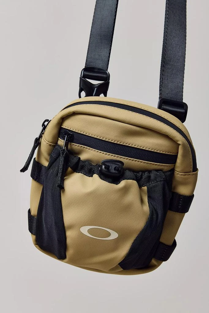 Oakley Oakley Rover Crossbody Bag 1