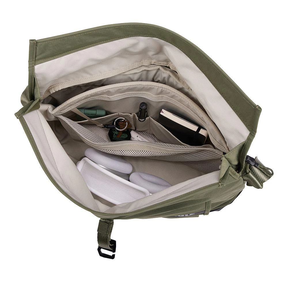 Thule Paramount 14L Crossbody Bag 7