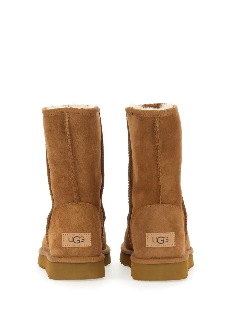 UGG BOOT CLASSIC SHORT II 5