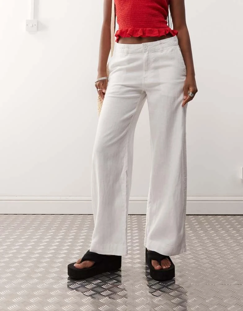 Weekday Weekday loose carpenter linen blend trousers in white 2