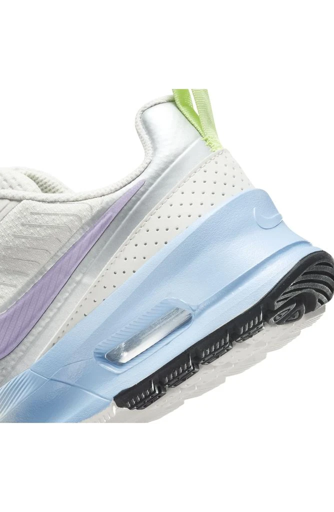 NIKE Air Max Nuaxis SE Sneaker 8