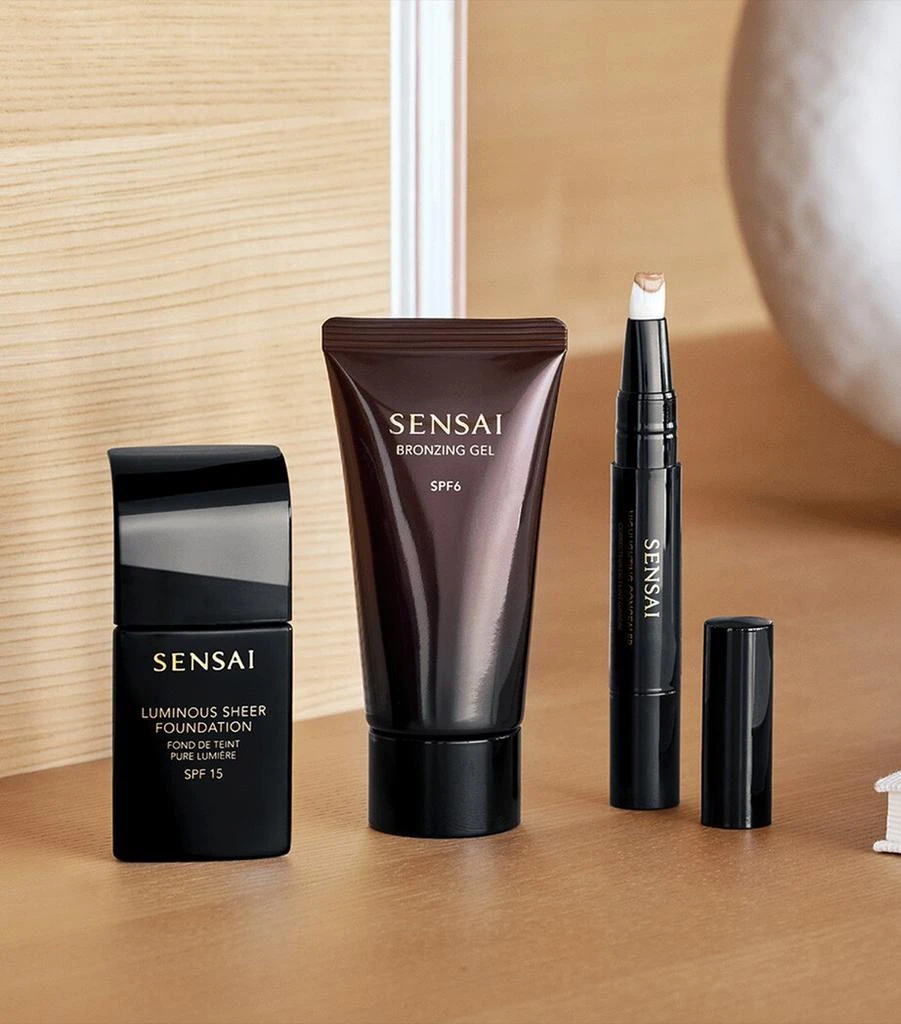 Sensai Luminous Sheer Foundation 5