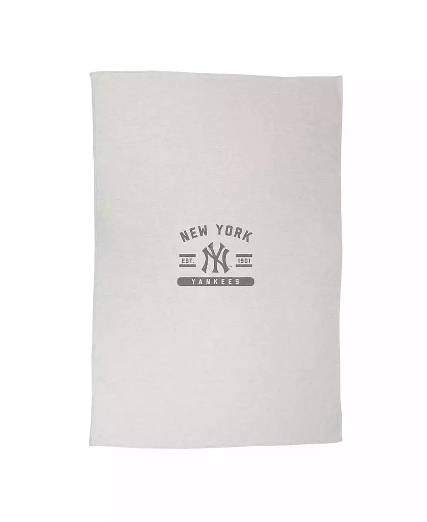 Logo Brands New York Yankees 54

 x 84

 Sweatshirt Blanket