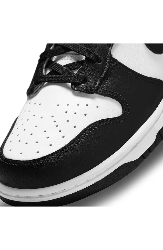 NIKE Dunk High Basketball Sneaker 8