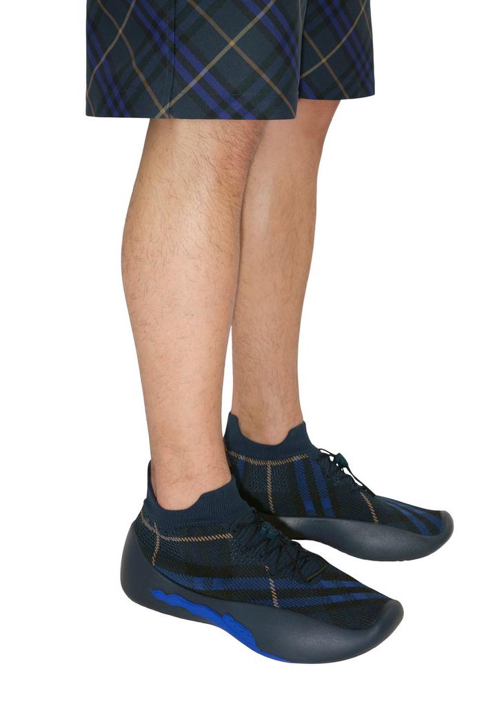 Burberry Check knit neptune sneakers - Casual Shoes - BeyondStyle