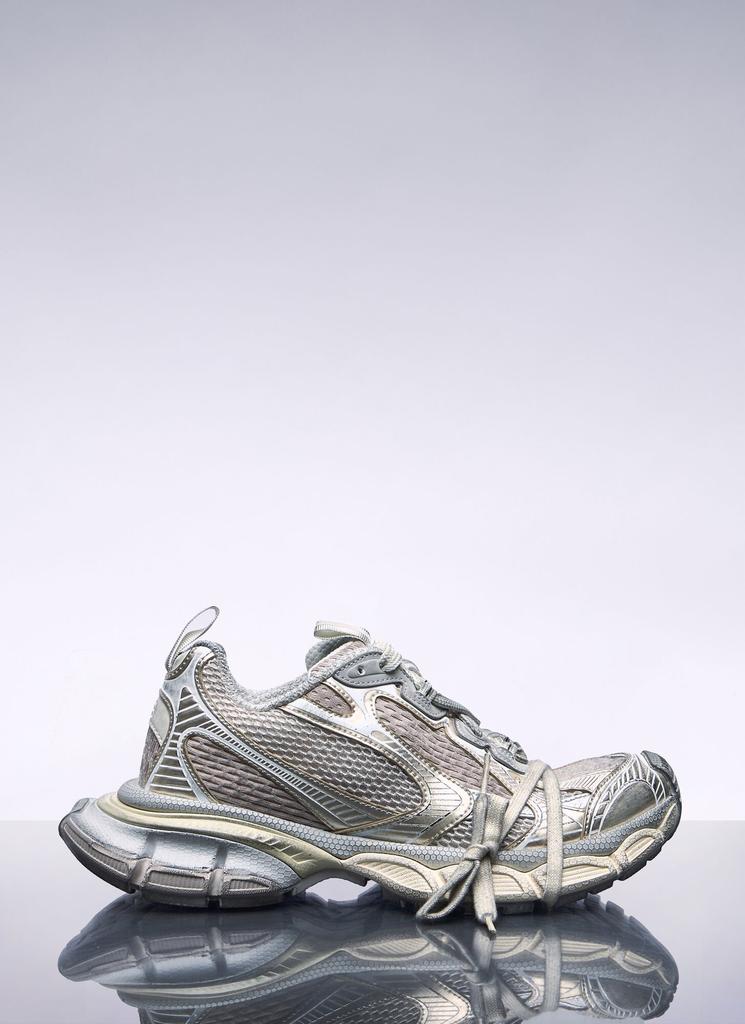 Shop 3XL Sneakers on Sale at BeyondStyle – Get 21% Off 3XL