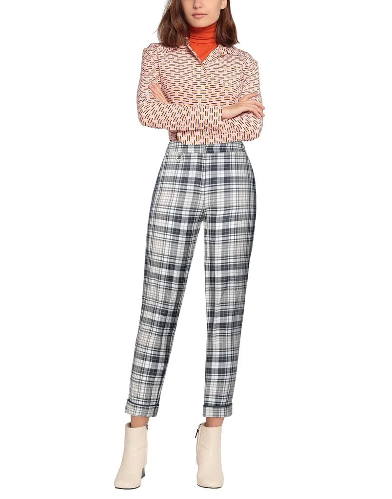 Lorena Antoniazzi Casual pants 2