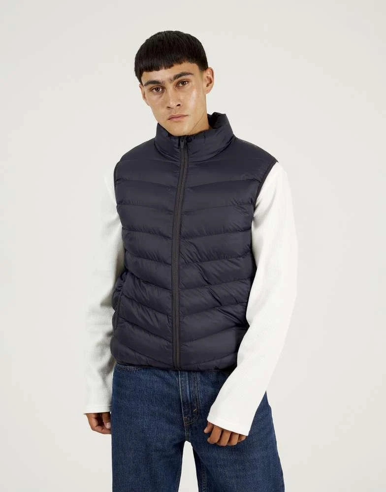 Brave Soul Brave Soul Lightly padded quilted gilet in navy