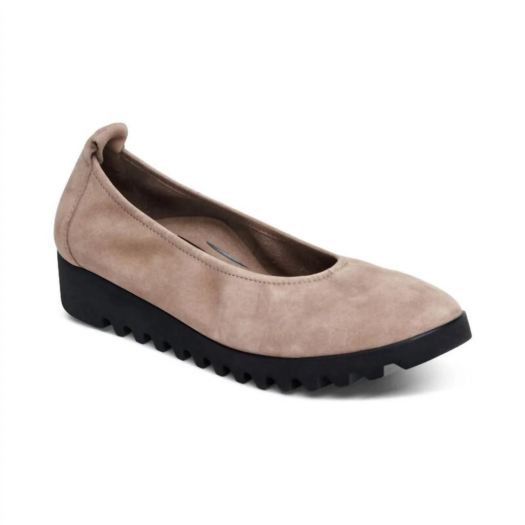 Aetrex Brianna Slip-On Ballet Flat In Taupe 1