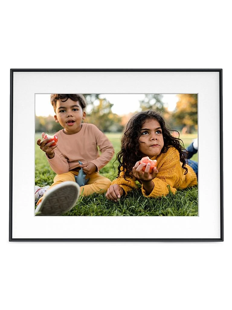 Aura Frames Walden Digital Picture Frame 1