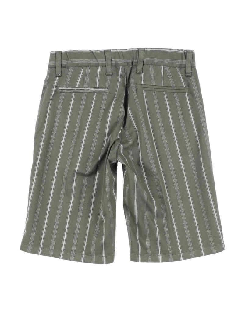 SP1 Shorts 
Bermuda 2