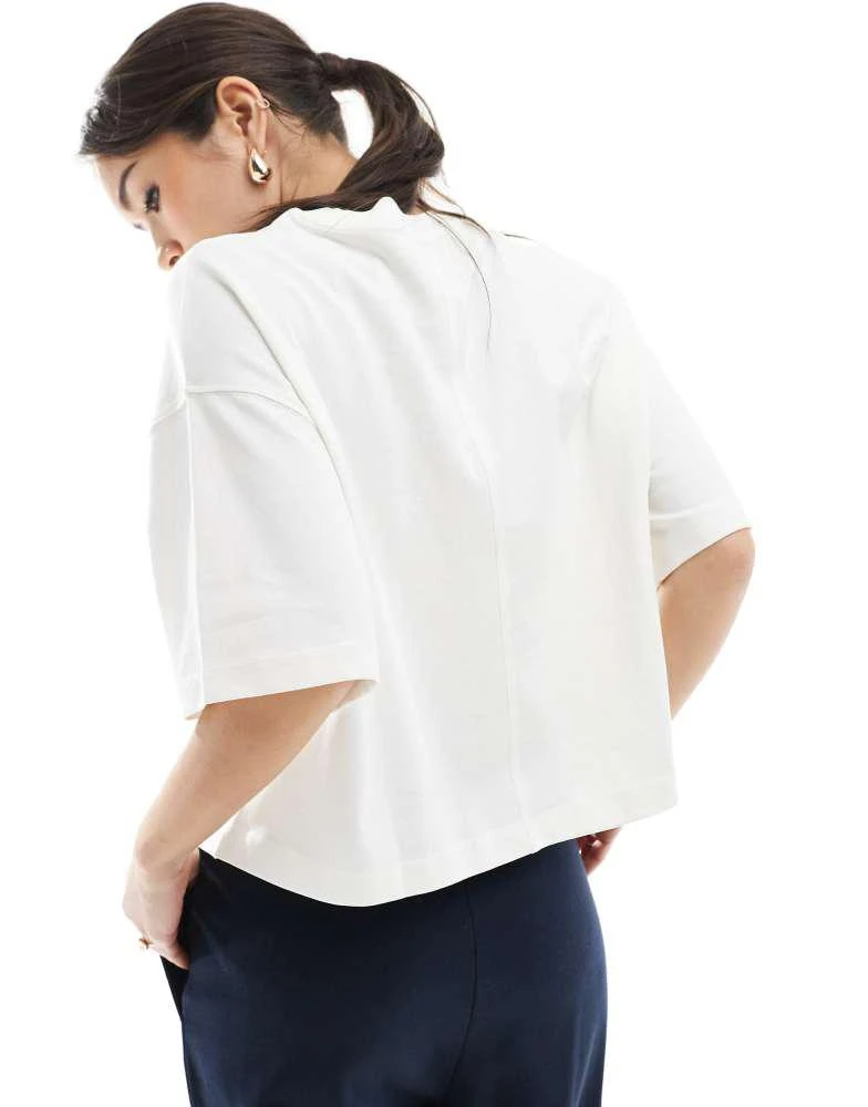 Bershka Bershka boxy oversized t-shirt in white 4