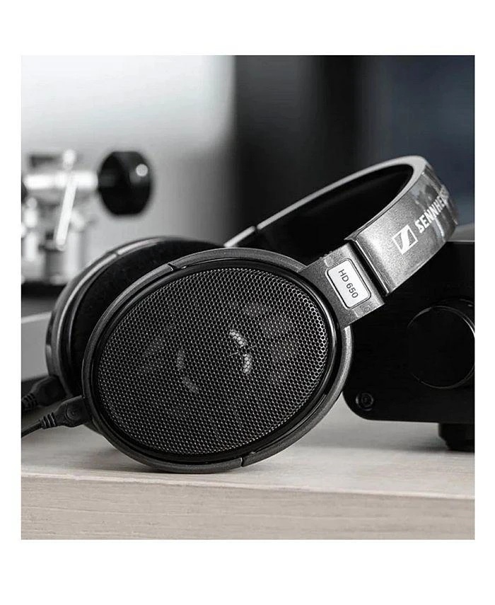 Sennheiser HD 650 Wired Headphones with Adapter 9
