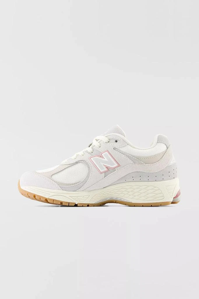 New Balance New Balance Women's 2002R Sneaker 2