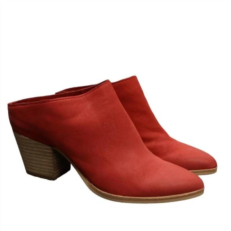 Dolce Vita Roya Leather Mule Red Nubuck 1