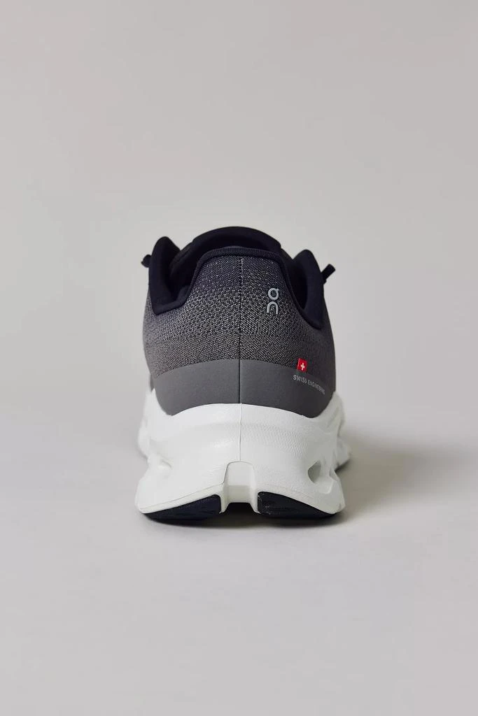 On On Men
s Cloudtilt Sneaker 5