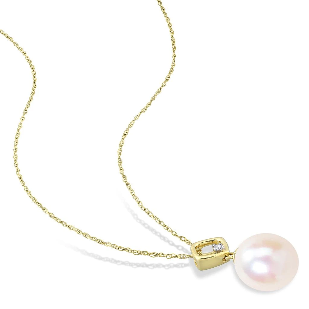Mimi & Max 9-9.5mm Cultured Freshwater Pearl and Diamond Accent Drop Pendant with Chain in 10k Yellow Gold 5