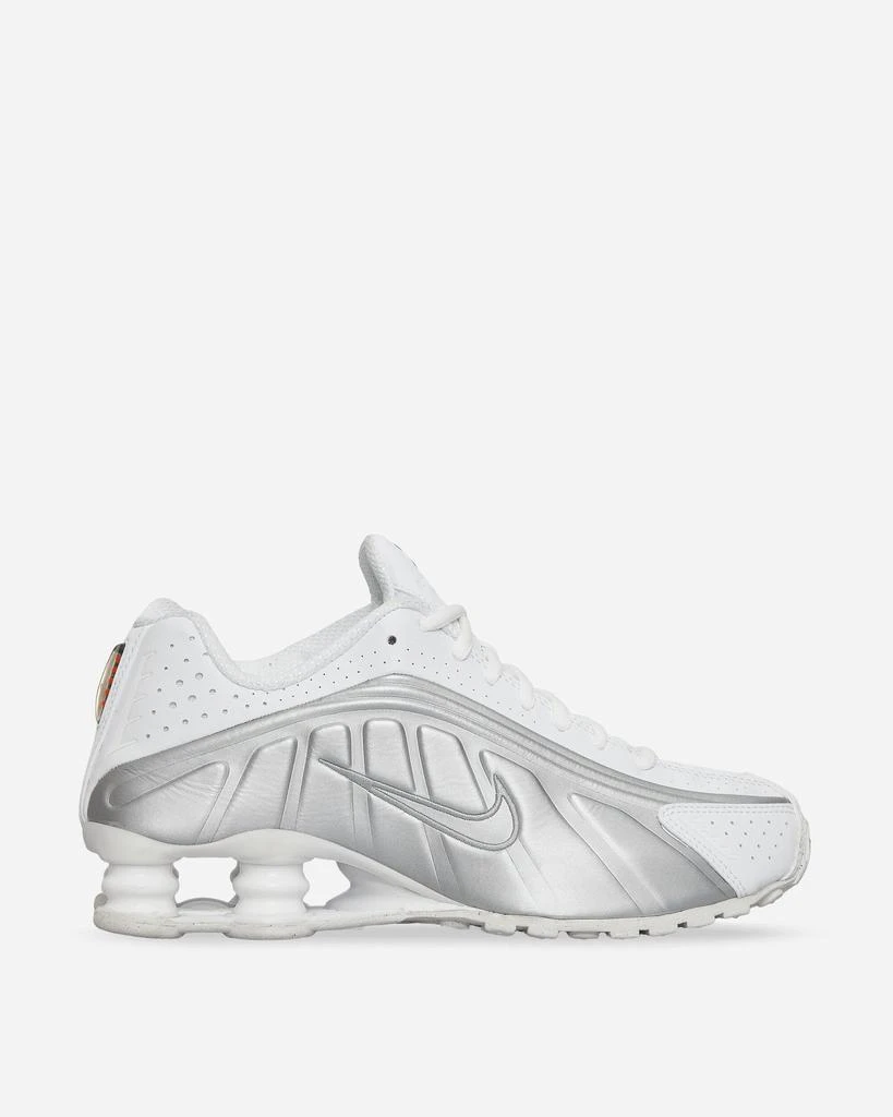 NIKE Women's Shox R4 Sneakers White / Metallic Silver 2