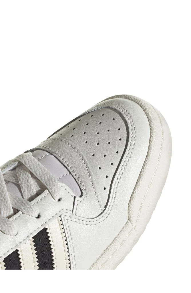 Adidas Forum Low Basketball Sneaker 9