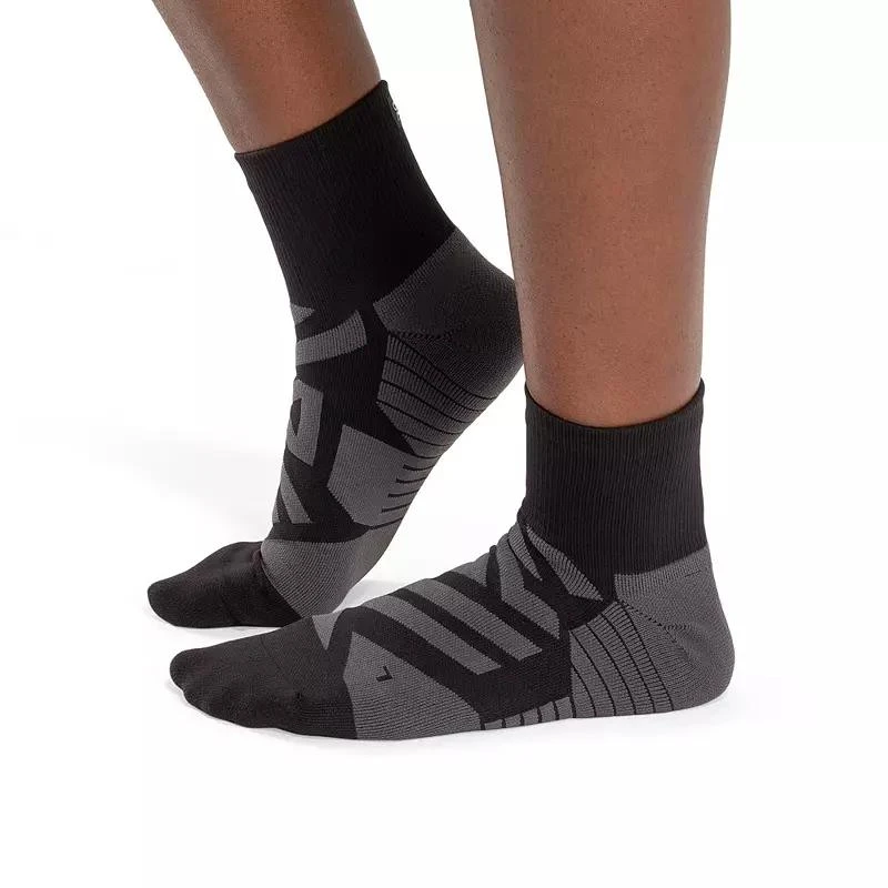 On On Women's Performance Mid Socks 3
