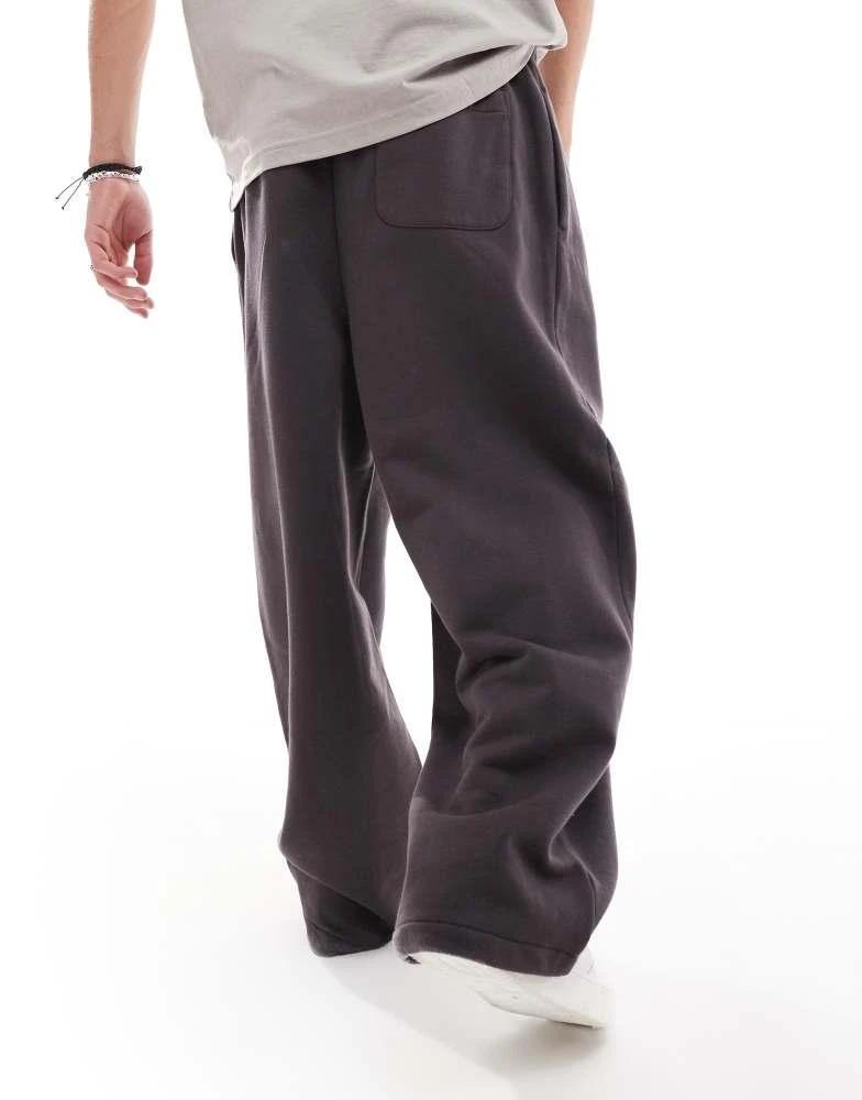 ASOS ASOS DESIGN heavyweight balloon fit joggers in dark brown 2