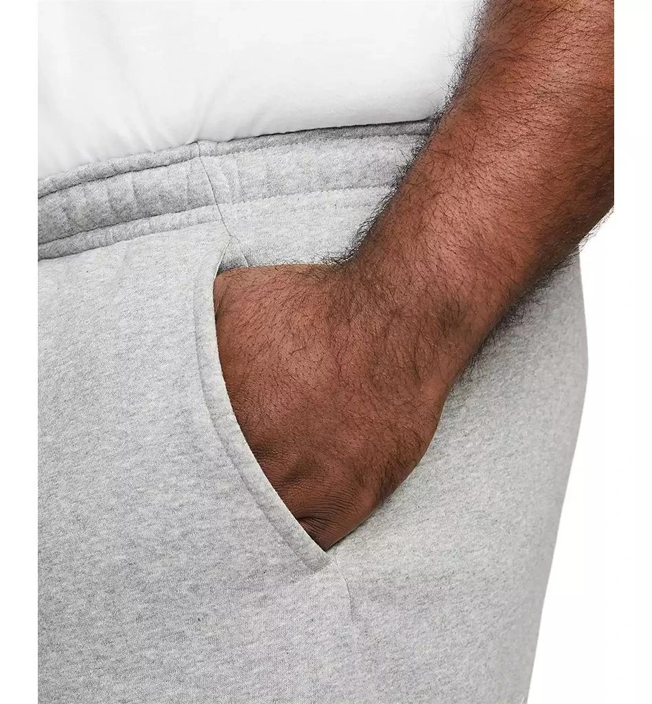 NIKE Sportswear Club Men's Graphic Shorts 6