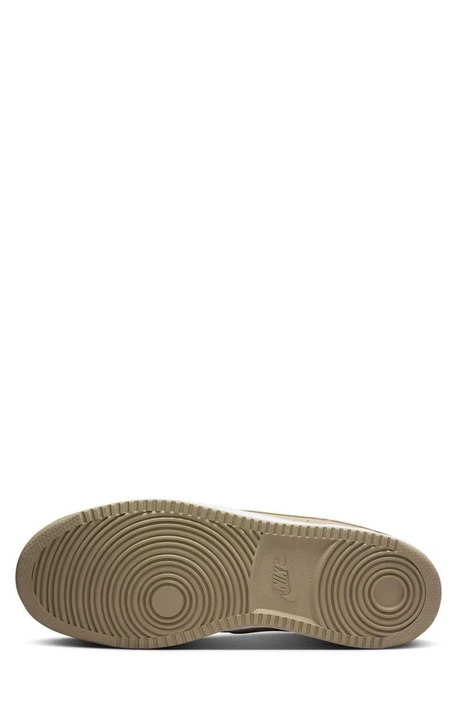 NIKE Court Vision Low Sneaker 5