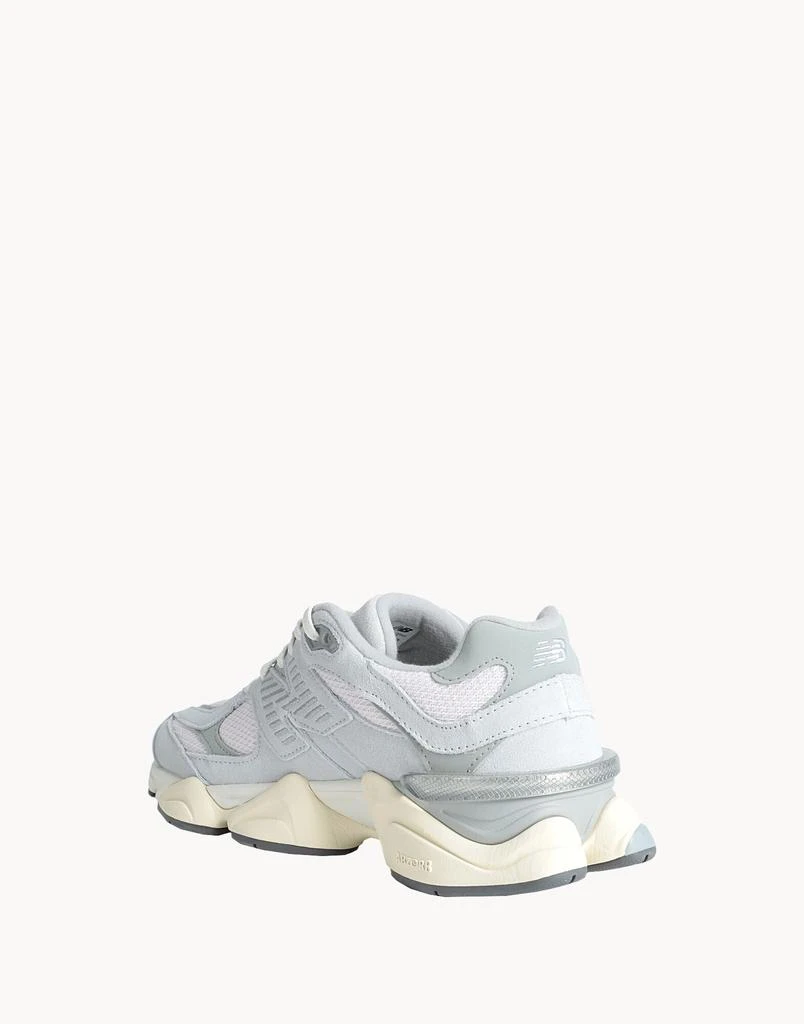 New Balance Sneakers 3