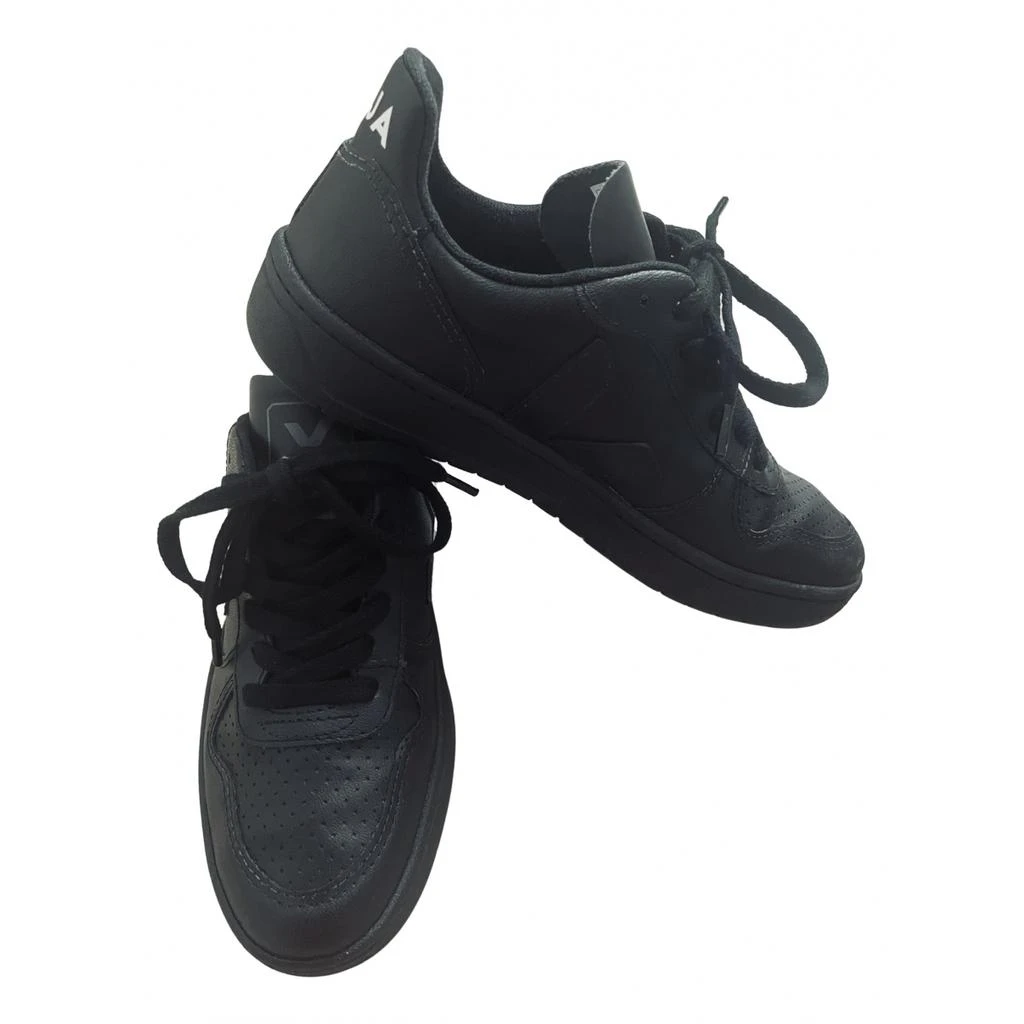 Veja Veja V-10 vegan leather trainers 1