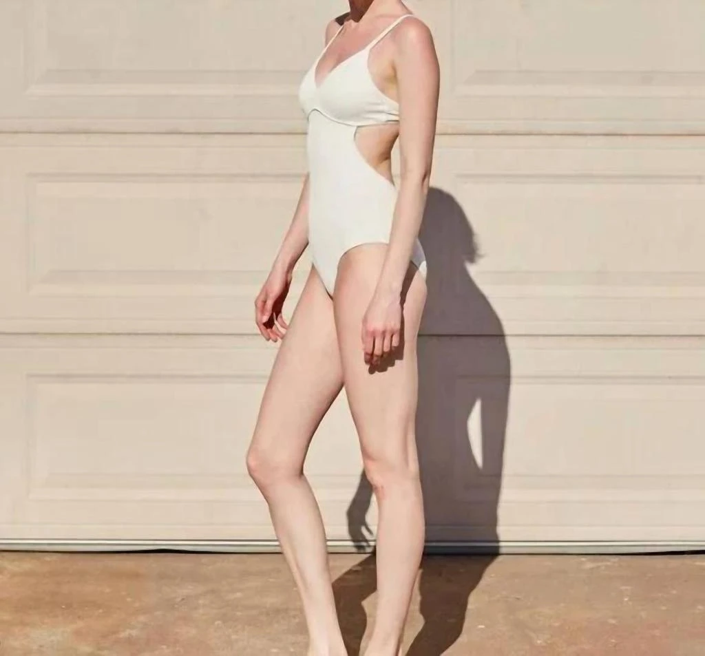 SURFEA Surfea - Women
s Ribbed Monokini Swimsuit 2